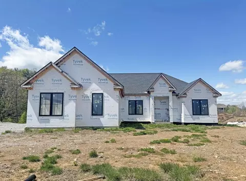 137 Longridge Dr, Nicholasville, KY 40356