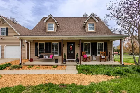 1318 Emma Lee Dr, Lawrenceburg, KY 40342