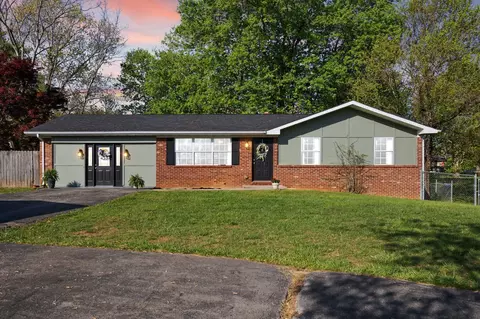 258 Dutton Cir, Jamestown, KY 42629