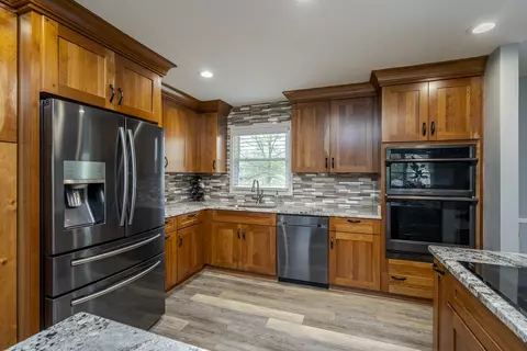 2933 Ark Royal Way, Lexington, KY 40503