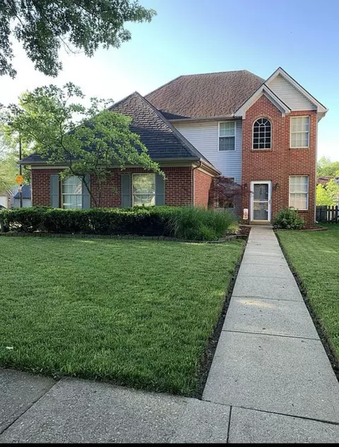 200 Shoreside Dr, Lexington, KY 40515