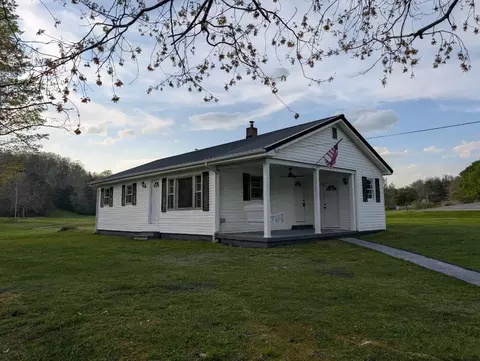 1328 Sweet Water Rd, Berea, KY 40403