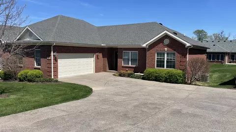 1127 Leawood Dr, Frankfort, KY 40601