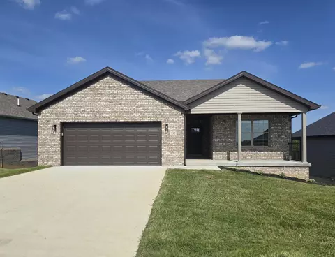 737 Yellowstone Trl, Richmond, KY 40475