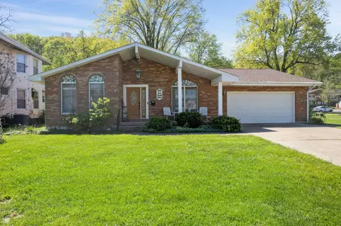 504 E 4th St, Augusta, KY 41002