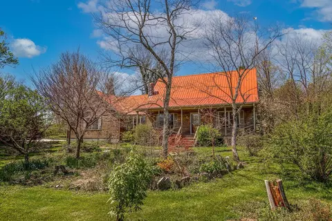 2692 Crab Orchard Rd, Lancaster, KY 40444