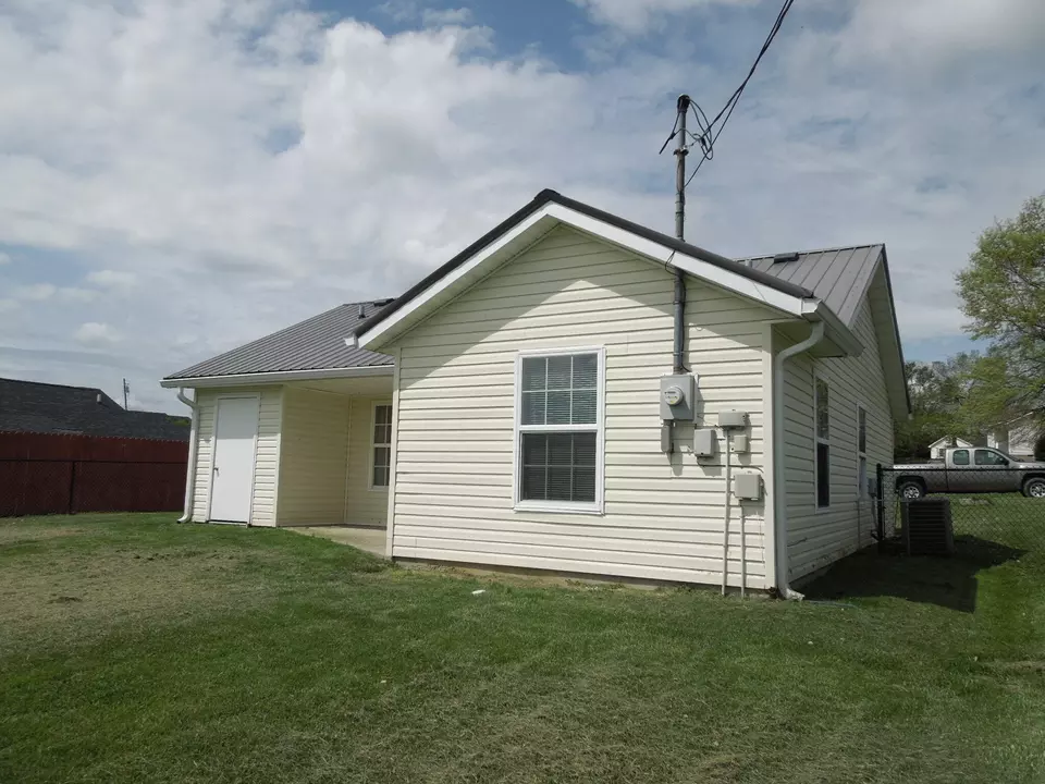 Exterior - 218 Buffalo Trce, Winchester, KY 40391 photo 5 of 9