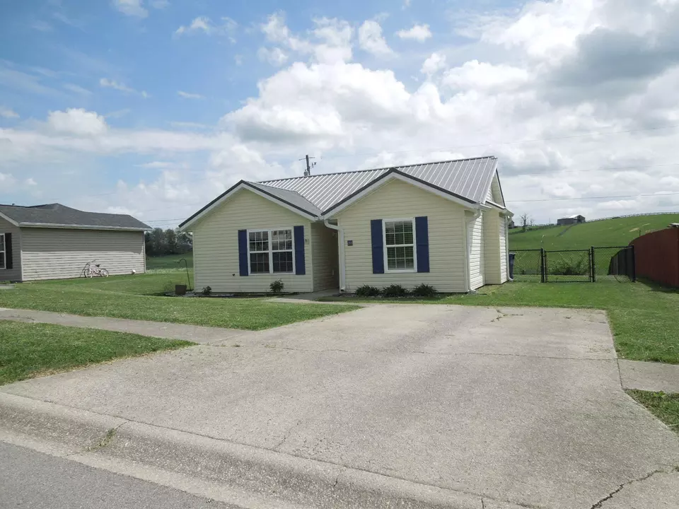 Exterior - 218 Buffalo Trce, Winchester, KY 40391 photo 2 of 9