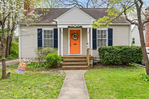 202 Westwood Ct, Lexington, KY 40503