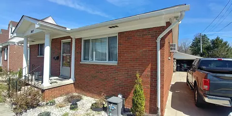 307 Ford St, Corbin, KY 40701 photo 2