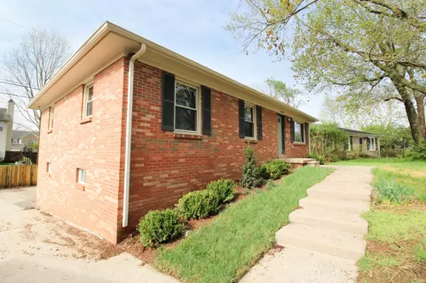 3909 Hidden Springs Dr, Lexington, KY 40514