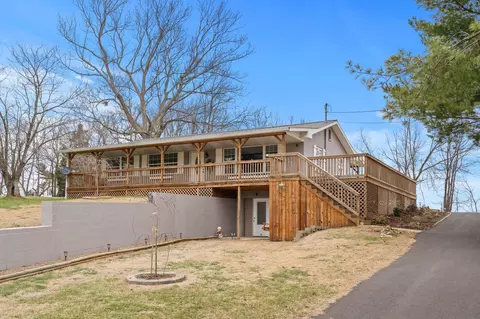 1061 Van Thompson Rd, Mount Sterling, KY 40353