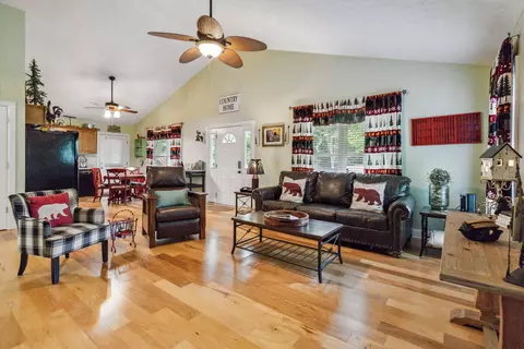 211 Stoneybrook Rd, Burnside, KY 42519 photo 4