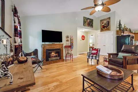 211 Stoneybrook Rd, Burnside, KY 42519 photo 3