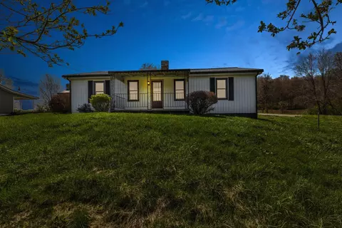 13365 Ironworks Rd, Winchester, KY 40391