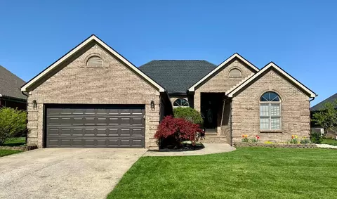 244 Park Lakes Dr, Richmond, KY 40475