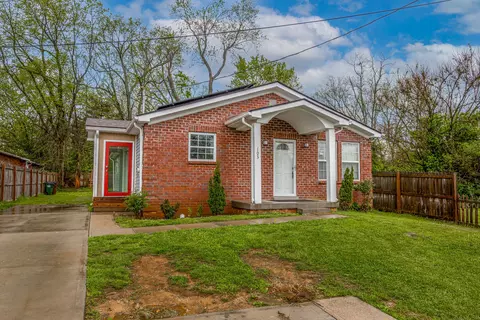 103 Mack St, Versailles, KY 40383