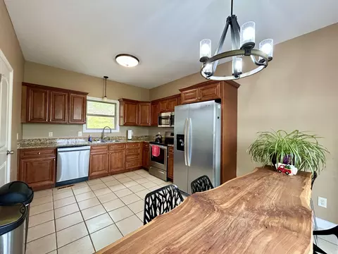 Kitchen - 20 Mountain Path, Burnside, KY 42519 photo 1 of 2