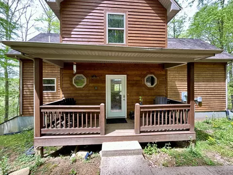 Exterior - 20 Mountain Path, Burnside, KY 42519 photo 13 of 14