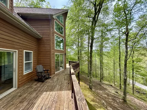 Exterior - 20 Mountain Path, Burnside, KY 42519 photo 5 of 14