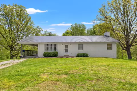 535 Stacy Rd, Irvine, KY 40336