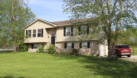 312 Springhurst Dr, Berea, KY 40403