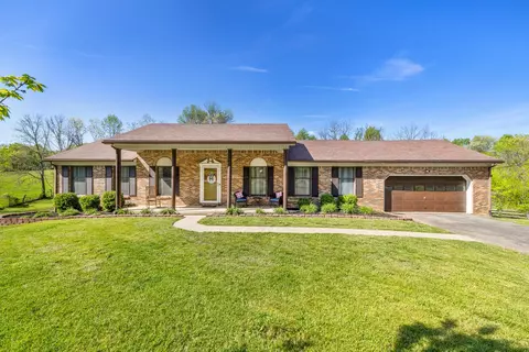 1077 Harry Wise Rd, Lawrenceburg, KY 40342