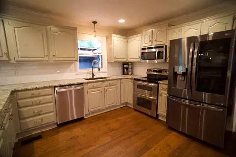 Kitchen - 856 Fraley Dr, Morehead, KY 40351 photo 3 of 3