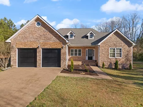 423 Lake Pointe Dr, Corbin, KY 40701