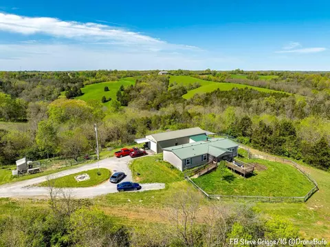 980 Persimmon Ridge Rd, Carlisle, KY 40311
