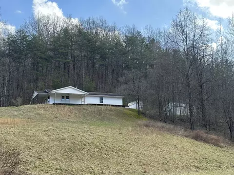 1121 Saddler Rd, Manchester, KY 40962