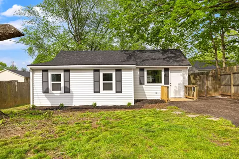 125 Woodford Dr, Lexington, KY 40504