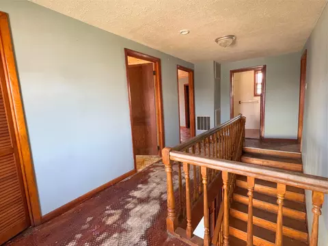 Entry Way - 1312 Roosevelt St, Corbin, KY 40701 photo 2 of 2