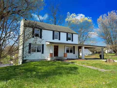 Exterior - 1312 Roosevelt St, Corbin, KY 40701 photo 5 of 7