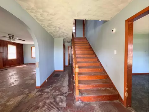 Entry Way - 1312 Roosevelt St, Corbin, KY 40701 photo 1 of 2