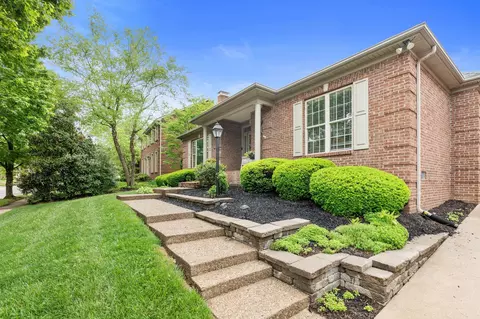 3283 Snaffle Rd, Lexington, KY 40513 photo 4