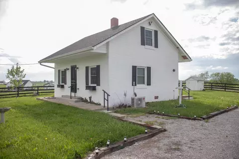 1408 Leesburg Pike, Georgetown, KY 40324