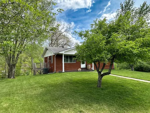 235 Maple Ln, Morehead, KY 40351 photo 3