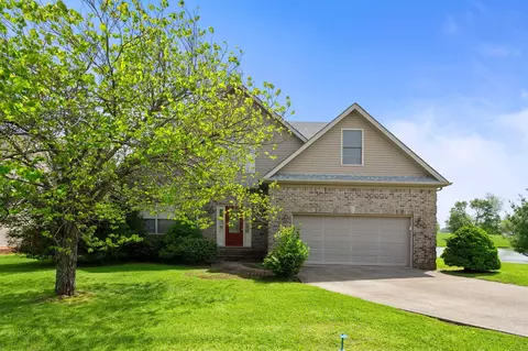 112 Shinnecock Hills Dr, Georgetown, KY 40324