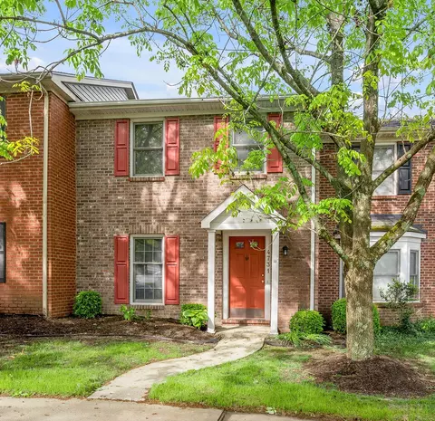4731 Hartland Pkwy, Lexington, KY 40515