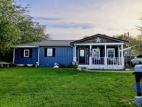 895 Old Somerset Stanford Rd, Eubank, KY 42567