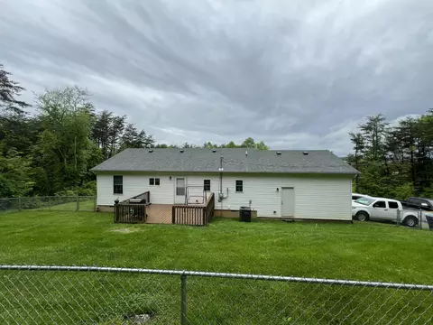 98 Clover Ln, Brodhead, KY 40409 photo 2