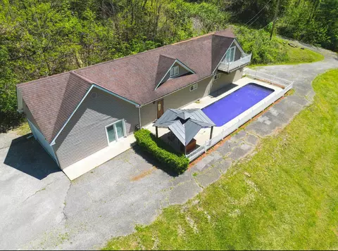 187 Sinnette, Greenup, KY 41144