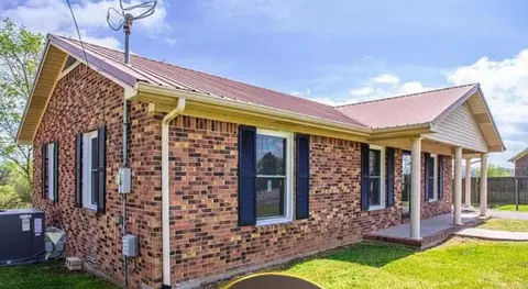 282 Taylor Rd, Burkesville, KY 42717