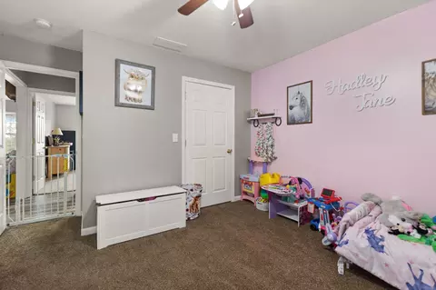 Bedroom - 1237 Mt Hebron Rd, Lancaster, KY 40444 photo 1 of 8