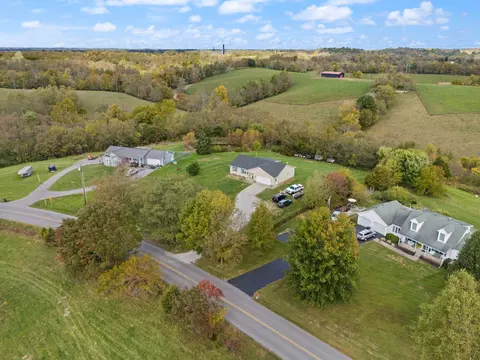 View/Area - 1237 Mt Hebron Rd, Lancaster, KY 40444 photo 2 of 10