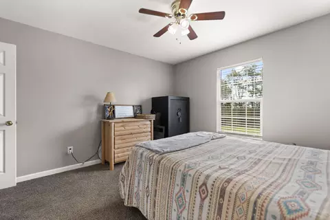 Bedroom - 1237 Mt Hebron Rd, Lancaster, KY 40444 photo 3 of 8
