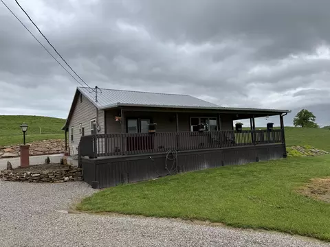 48 River Hill Rd, East Bernstadt, KY 40729