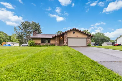3716 Hickory Hill Dr, Somerset, KY 42503