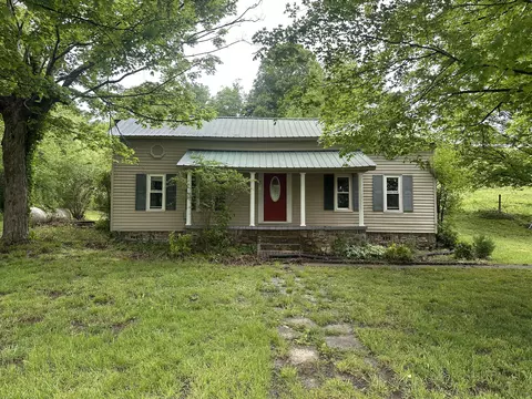 9263 Center Point Rd, Tompkinsville, KY 42167
